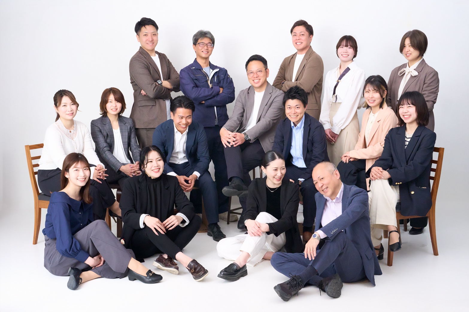 みらいえスタッフ集合写真